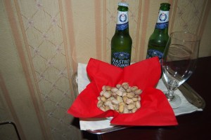 Beers and free pistachios, nice.