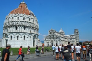 Campo dei Miracoli with the Leaning Tower, Duomo and Baptistry.