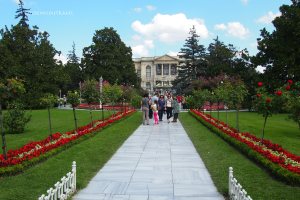The stunning Dolmahce Palace 